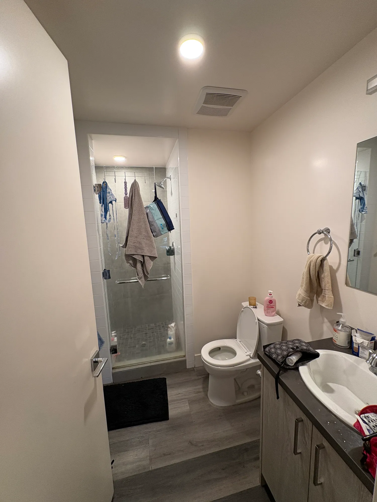 Apartment , ucla, 10923 Strathmore Dr, Los Angeles, CA 90024, USA, Photo:2