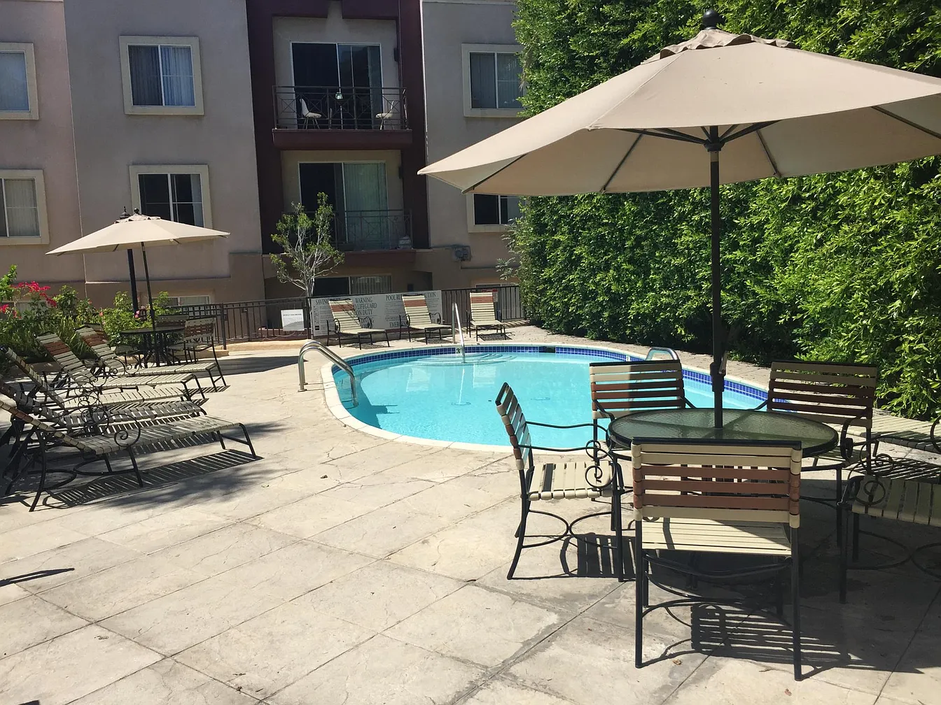 1 Bedroom + 1 Bathroom Available in a 2BD 2BTH in Brentwood/Santa Monica , ucla, 1245 McClellan Dr, Los Angeles, CA 90025, USA, Photo:6