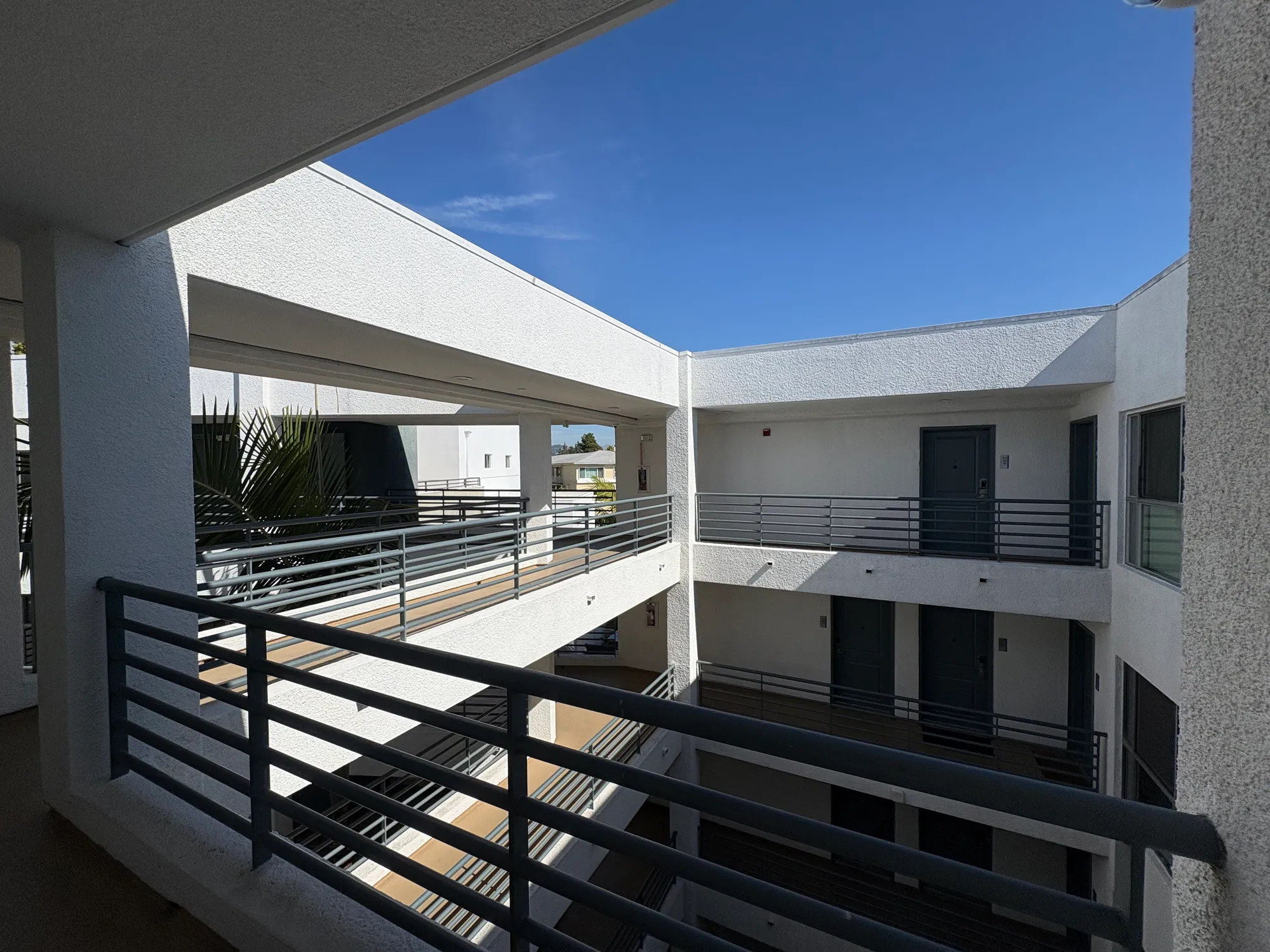 Affordable Bed in Shared Apartment Near UCLA(All Utilities + WiFi Included), ucla, 433 Midvale Ave, Los Angeles, CA 90024, USA, Photo:2