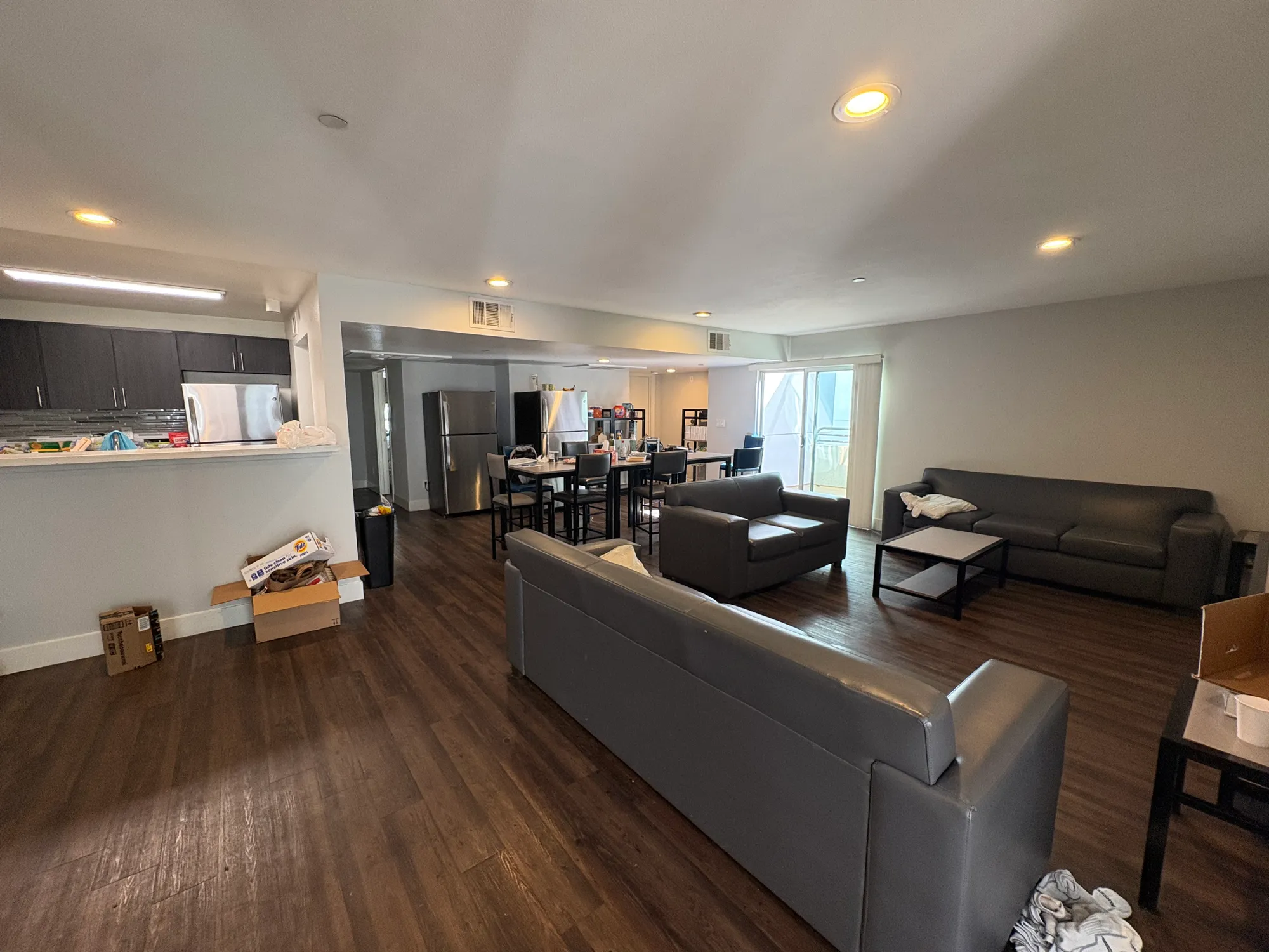 Affordable Bed in Shared Apartment Near UCLA(All Utilities + WiFi Included), ucla, 433 Midvale Ave, Los Angeles, CA 90024, USA, Photo:3