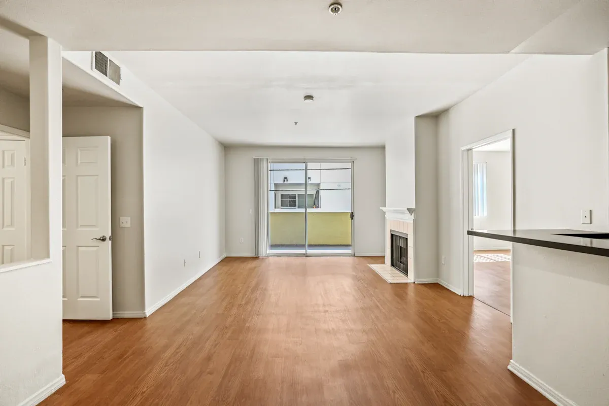 Need Yearlong Roommate for 2 bed 2 bath, ucla, 1845 Butler Ave, Los Angeles, CA 90025, USA, Photo:1