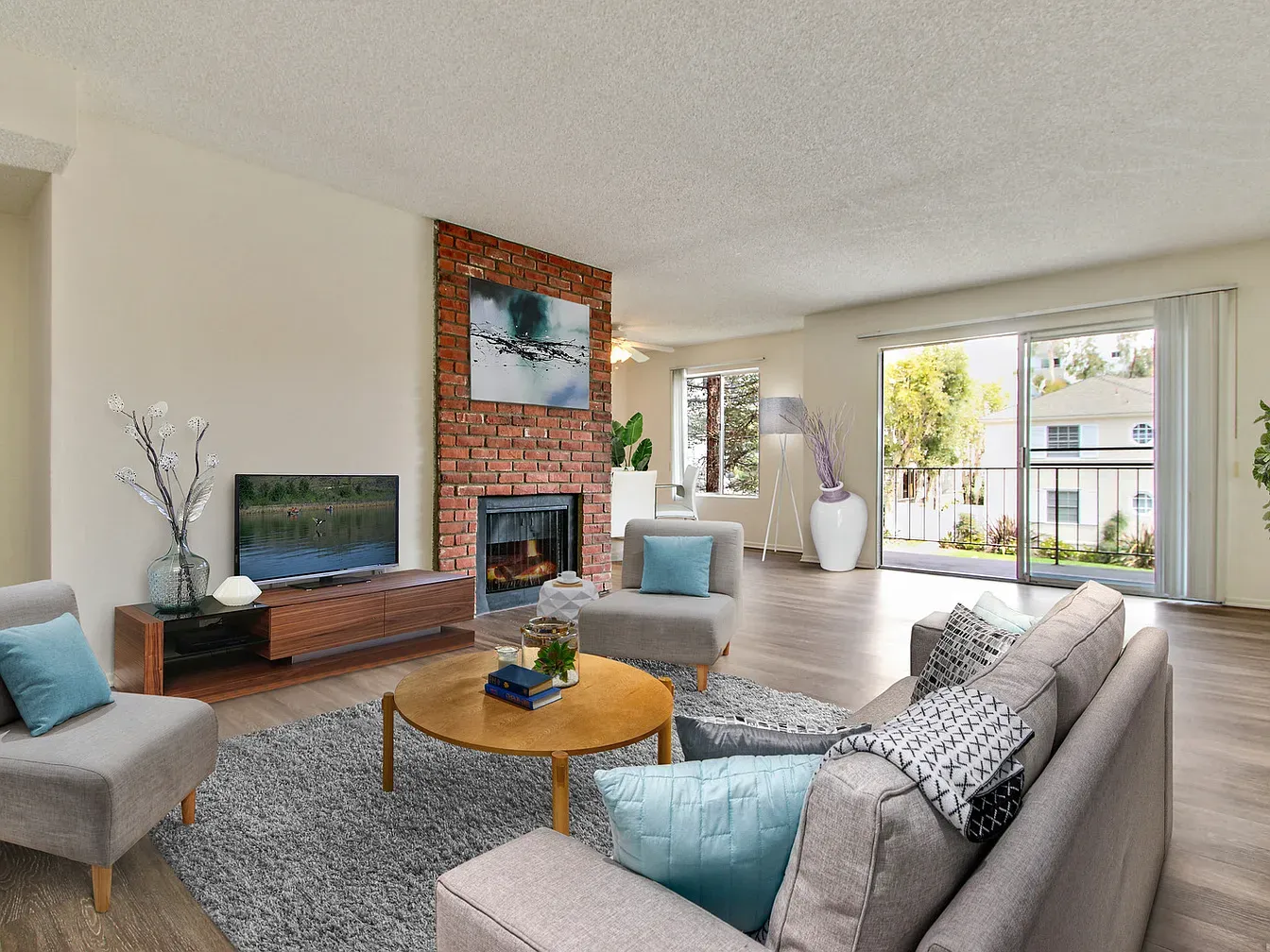 Spot in a Double for the Summer !!, ucla, 433 Kelton Ave, Los Angeles, CA 90024, USA