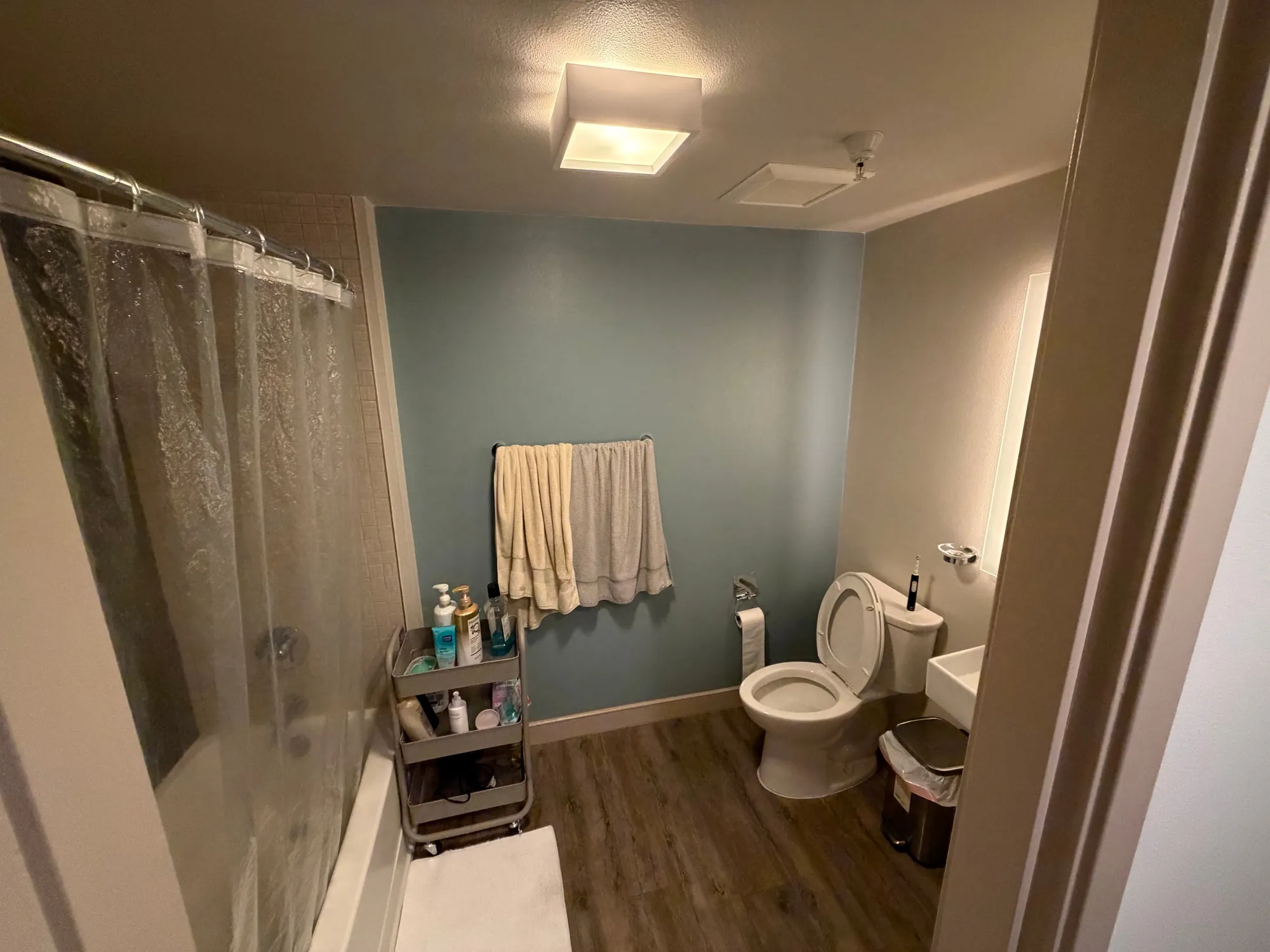 Village Lofts sublet available July-August, ucla, 11024 Strathmore Dr, Los Angeles, CA 90024, USA, Photo:4