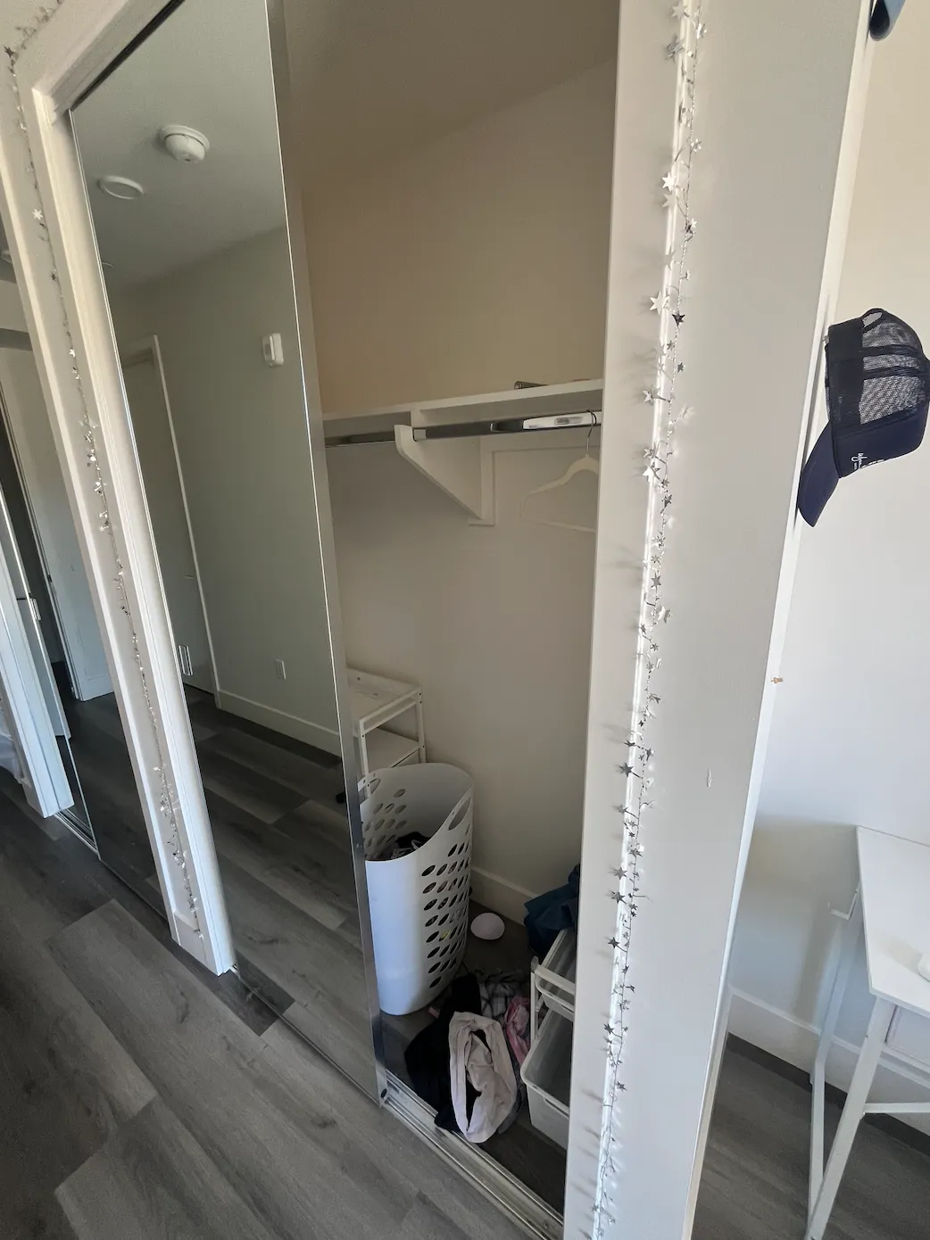 UCLA Sublet June -August, ucla, 10923 Strathmore Dr, Los Angeles, CA 90024, USA, Photo:3