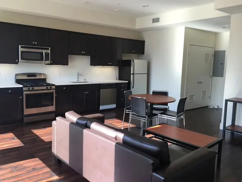 Triple - Ophir Terrace, ucla, 11090 Ophir Dr, Los Angeles, CA 90024, USA, Photo:1