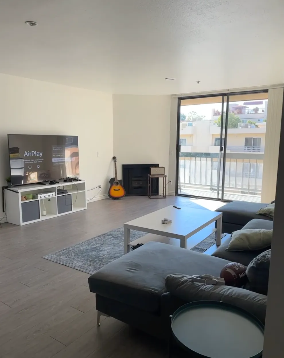 424 Kelton, ucla, 424 Kelton Ave, Los Angeles, CA 90024, USA