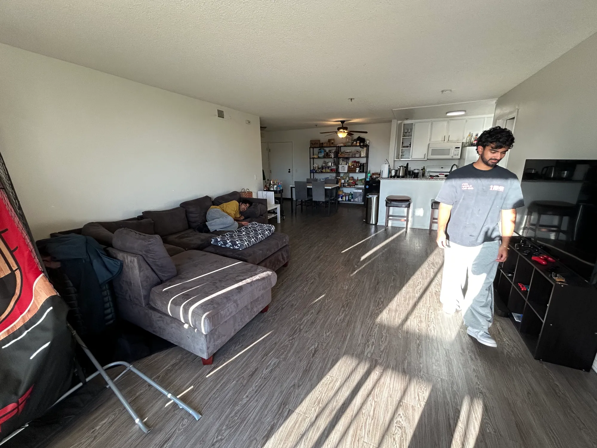 [NEW, Price Reduction] 424 Kelton Ave Summer Sublet, ucla, 424 Kelton Ave, Los Angeles, CA 90024, USA, Photo:1