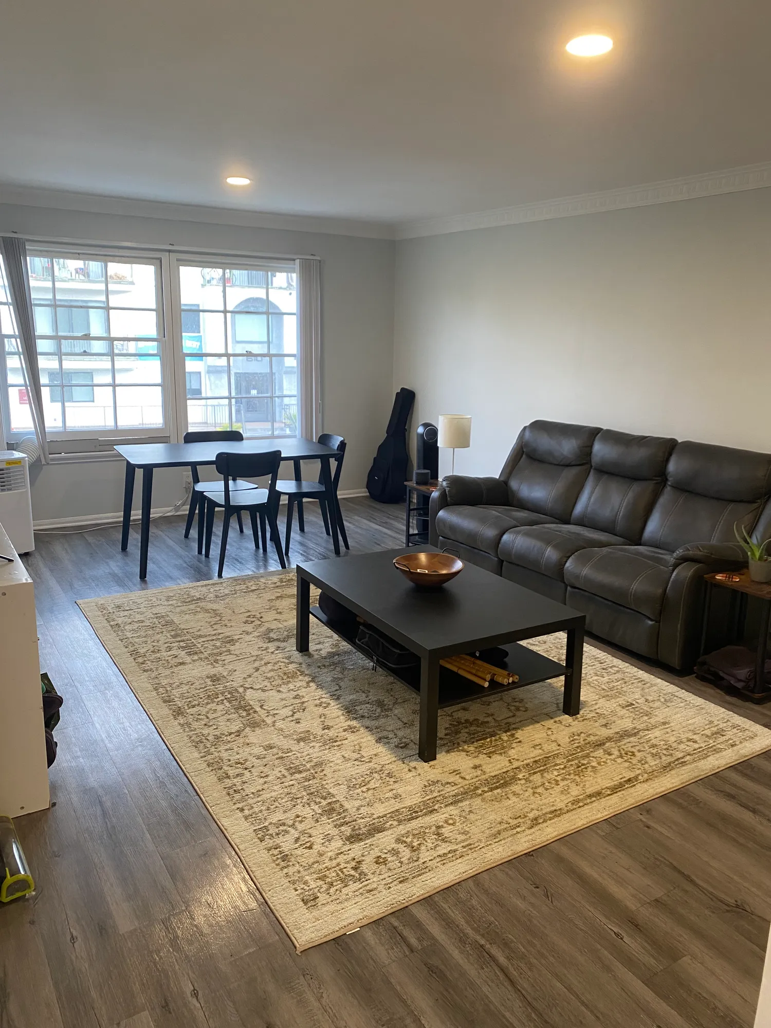 Levering 2 Bed 1 Bath, ucla, 611 Levering Ave, Los Angeles, CA 90024, USA