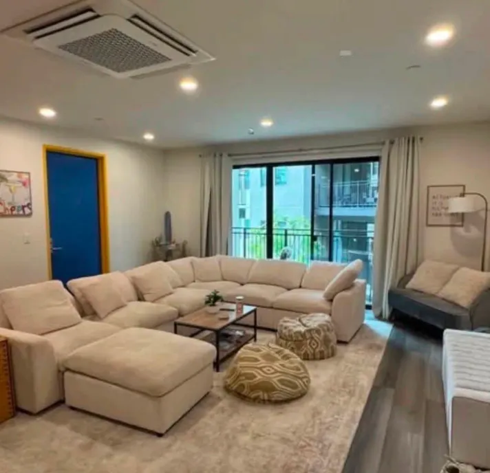 URGENT Female sublease needed in Westwood this fall!, ucla, 10923 Strathmore Dr, Los Angeles, CA 90024, USA