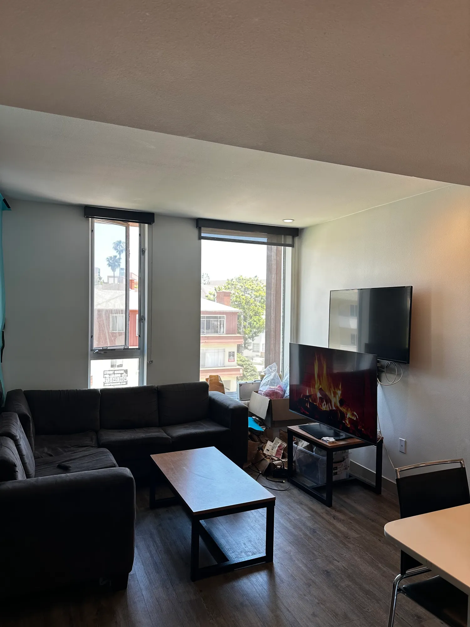 2 Bed 2 Bath Fully Furnished -- Subletting for Summer, ucla, 11024 Strathmore Dr, Los Angeles, CA 90024, USA