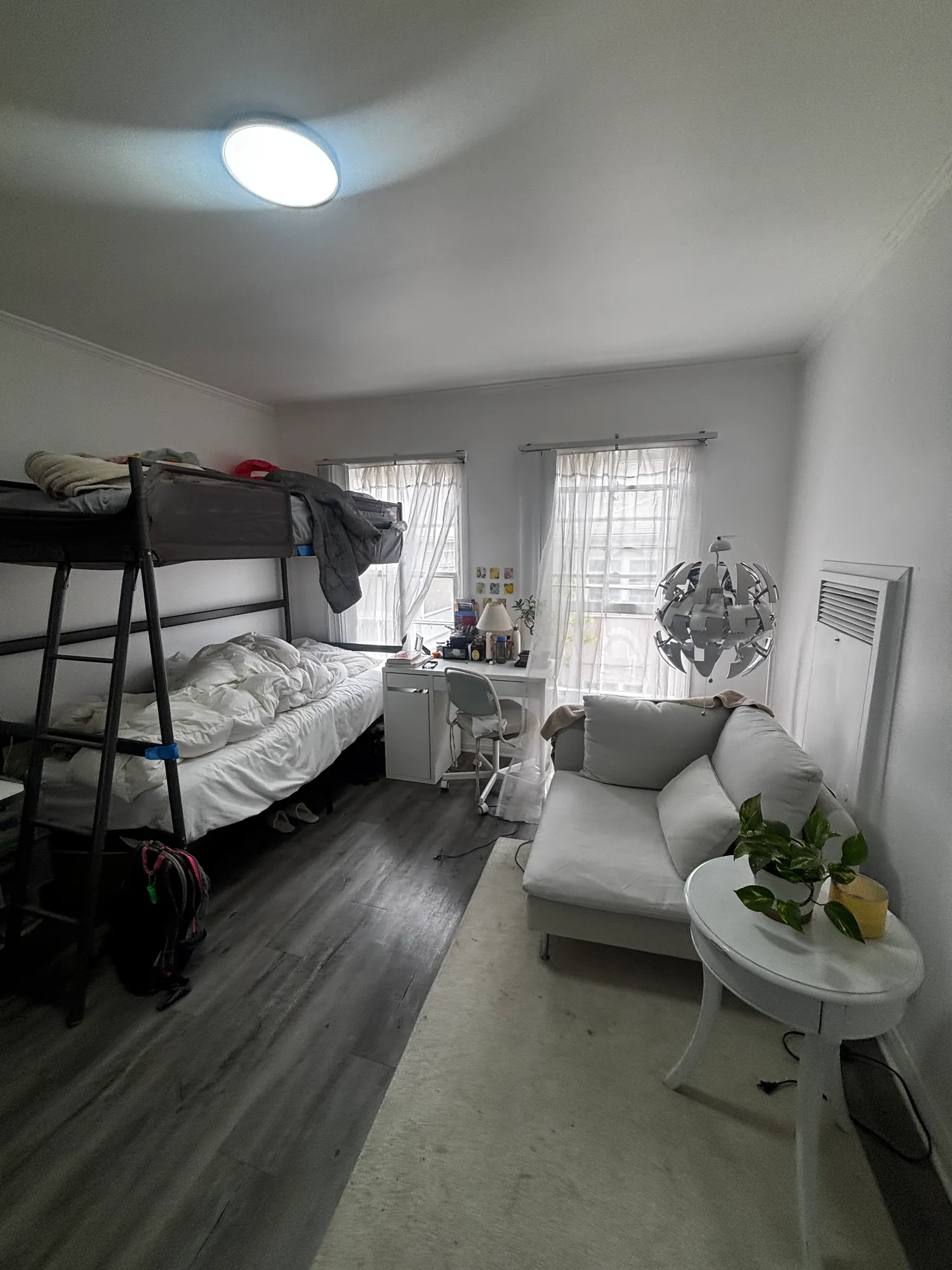 Furnished Private Room in 2BR Apartment Near UCLA — Sept. 5 - Dec. 31, ucla, 410 Veteran Ave #2, Los Angeles, CA 90024, USA
