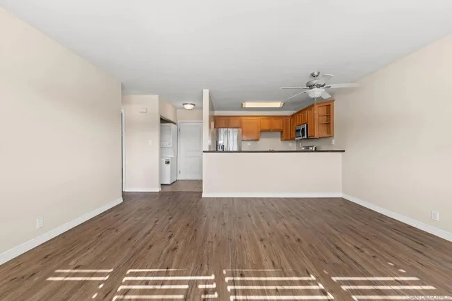 Private 1B/1B near SDSU ($1,300) - FIRST MONTH FREE!, UCSD, 6120 Decena Dr, San Diego, CA 92120, USA, Photo 2