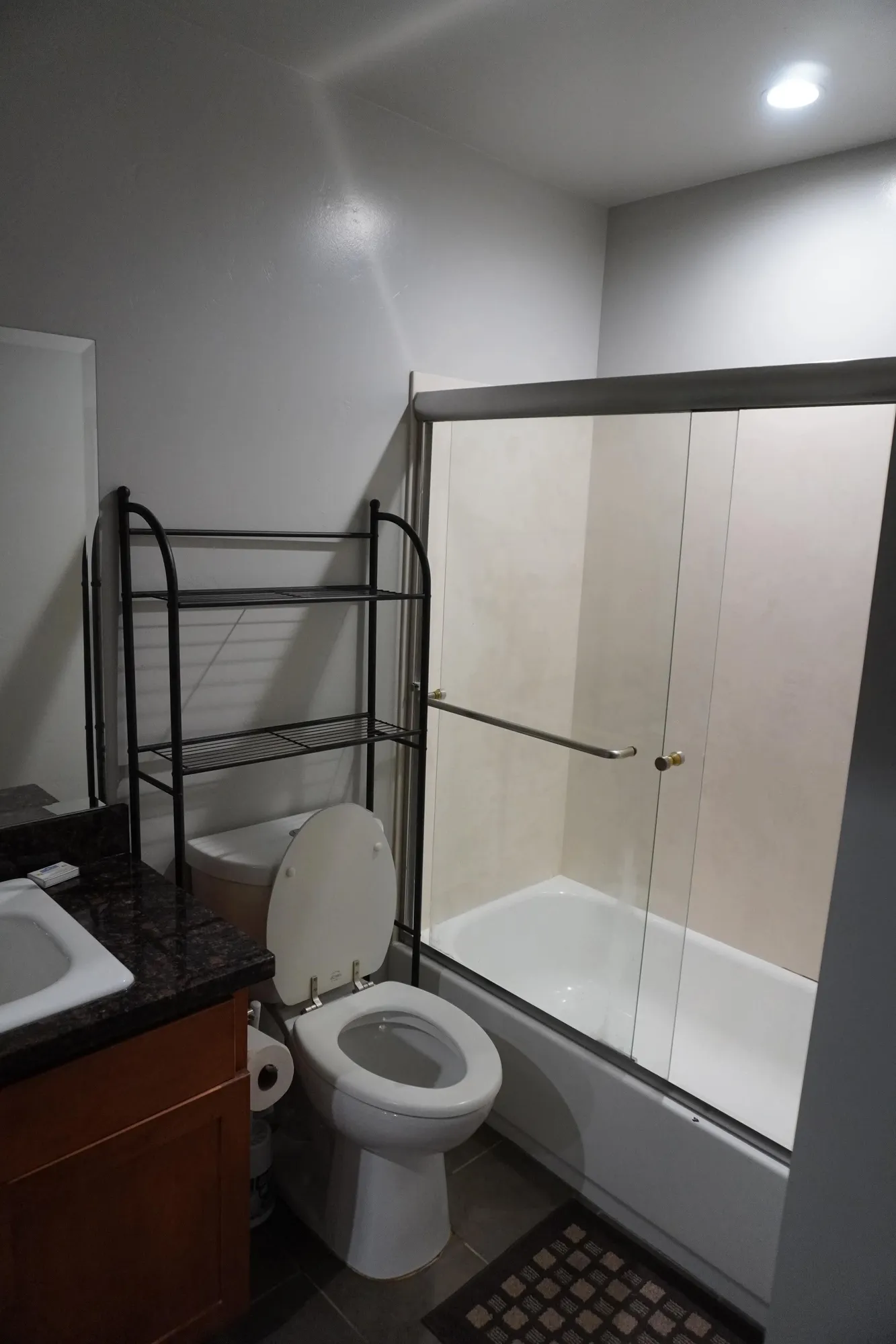 Roebling - FULL PROPERTY LEASE (LOOKING FOR 3 TENANTS), ucla, 10982 Roebling Ave, Los Angeles, CA 90024, USA, Photo:2
