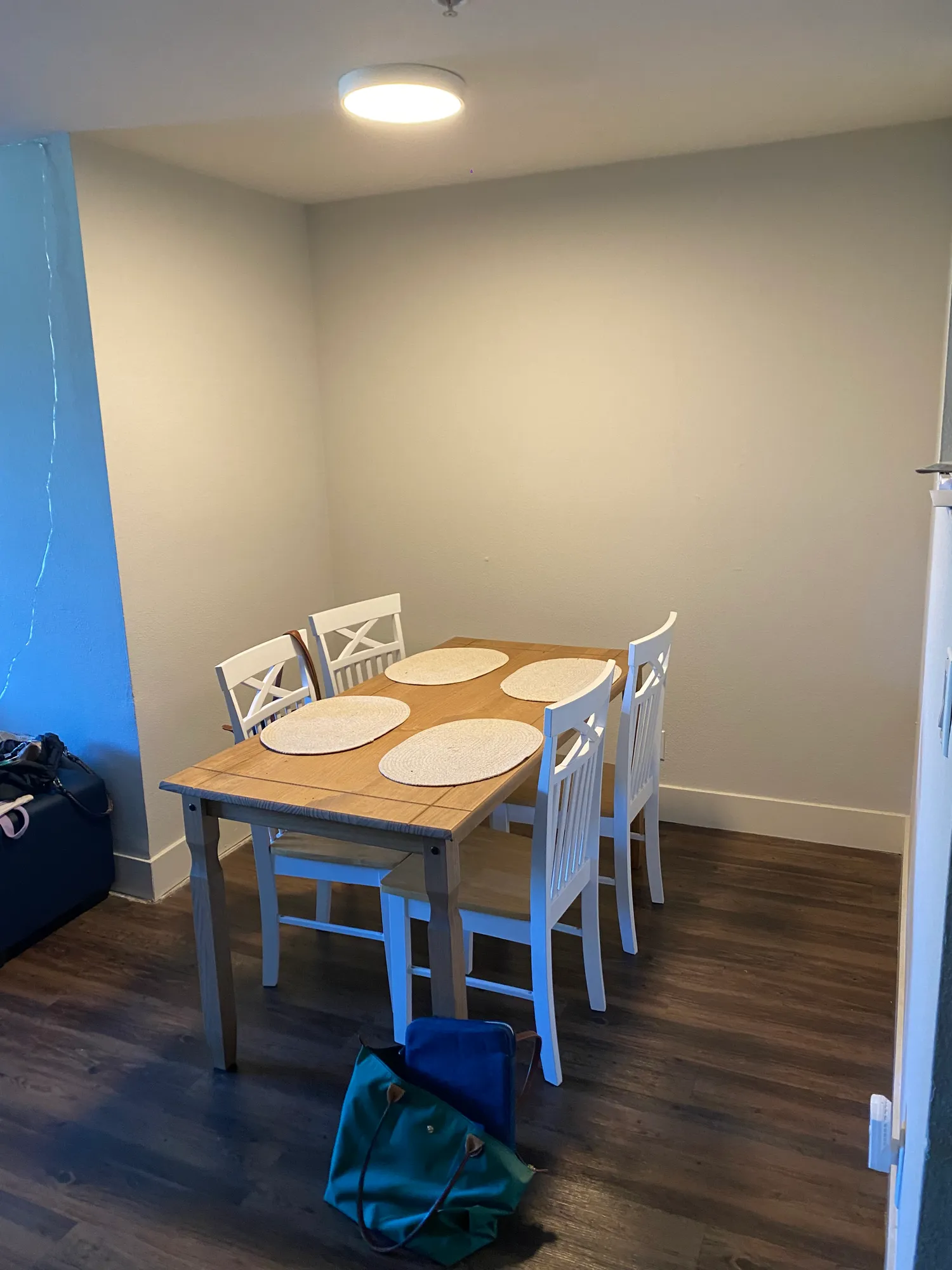 Summer Sublease 2bed 2bath, ucla, 540 Midvale Ave, Los Angeles, CA 90024, USA