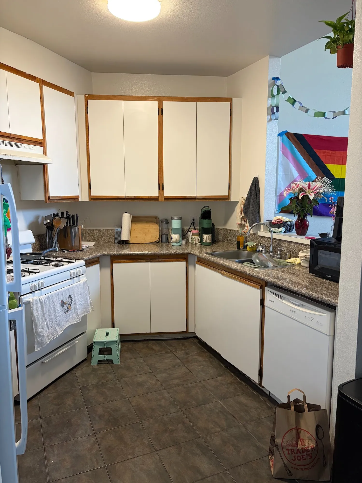 Full Year Sublet Available on Gayley! , UCLA, 679 Gayley Ave, Los Angeles, CA 90024, USA, Photo 3