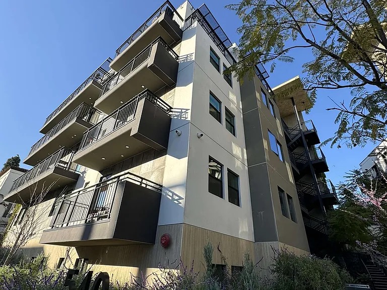 Double Apartment Sublet, ucla, 540 Landfair Ave, Los Angeles, CA 90024, USA